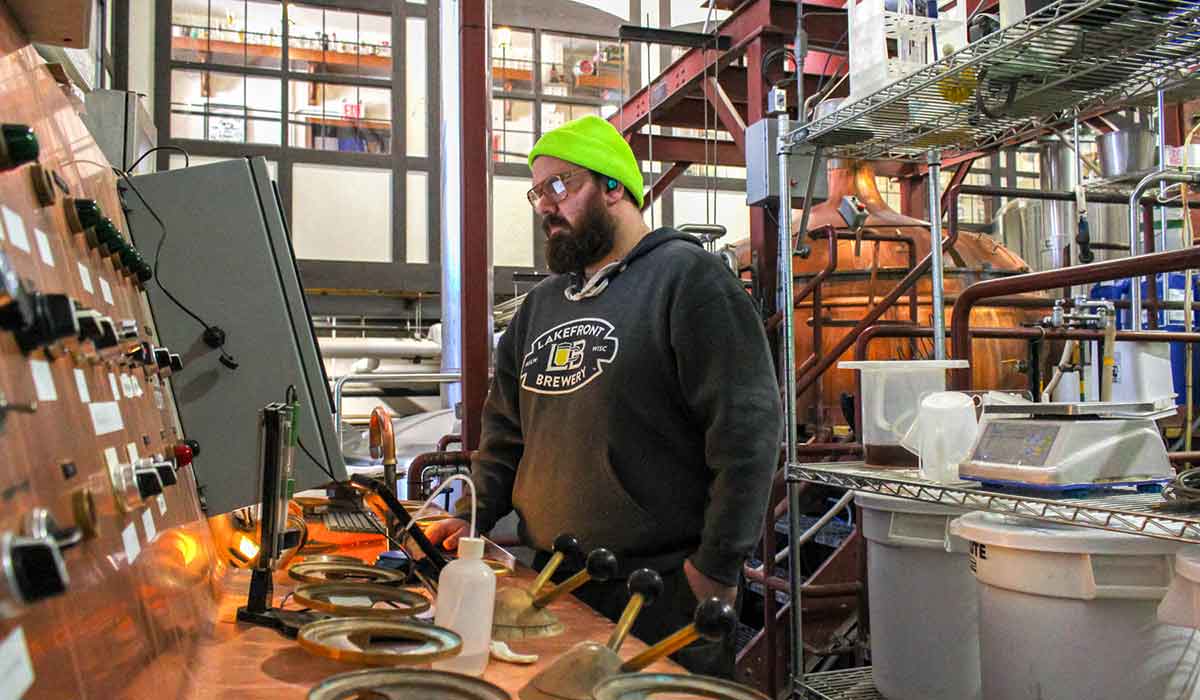 Beers Without Barley Brewing with Alternative Grains