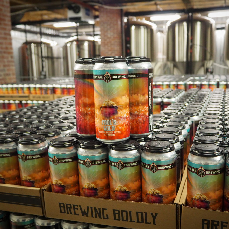 Rusty Rail Fools Gold Peanut Butter Hefeweizen