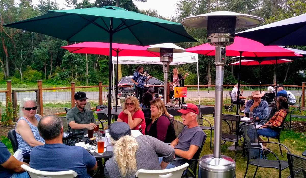 discovery bay brewing beer garden