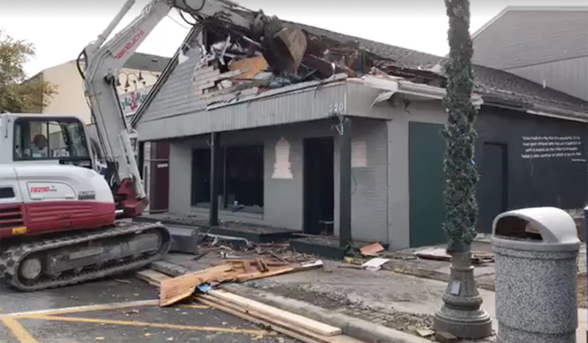 demolition-day-at-dogfish-head-rehoboth-beach-brewpub