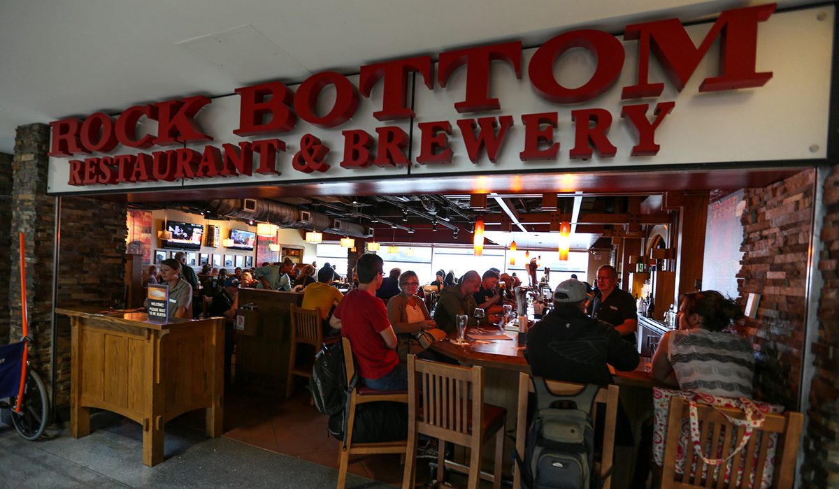 denver international airport beer